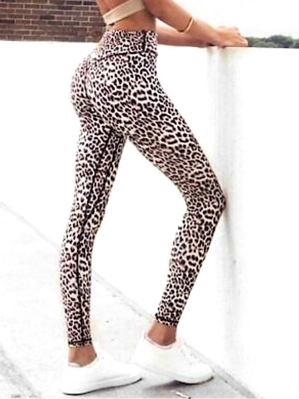 Cheetah Leopard Ouges Print High-Waist Leggings - Beige/Black